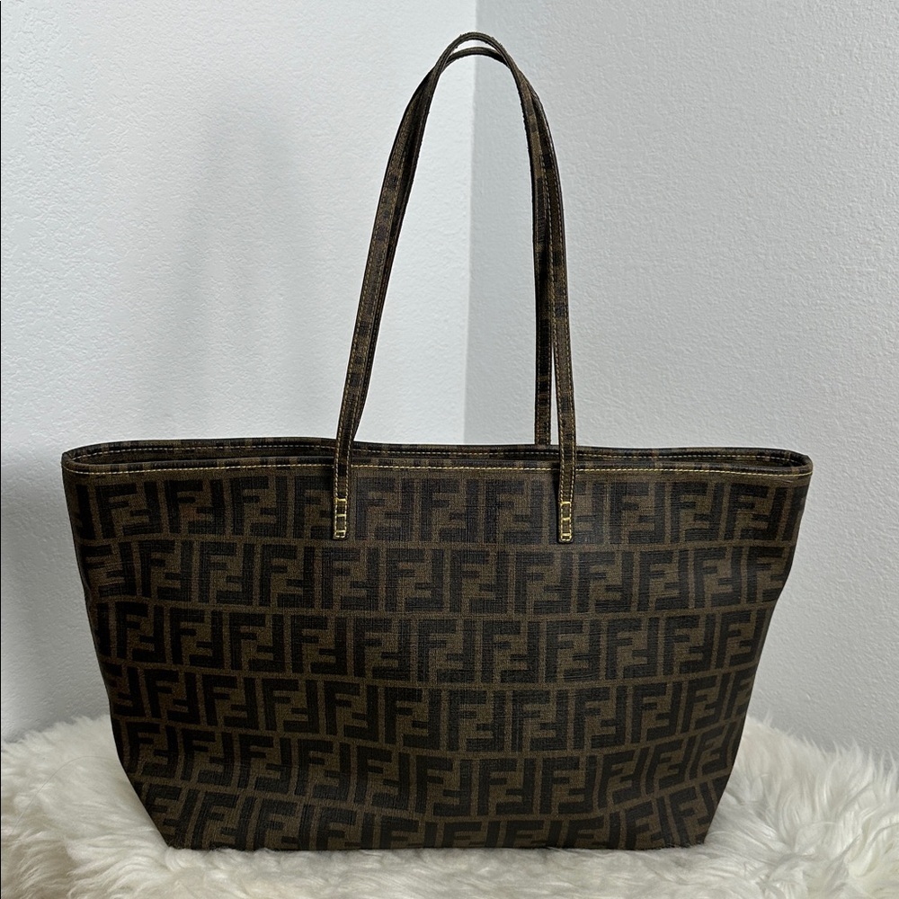 💯Authentic Fendi Roll Tote Zucca Coated Canvas Large🍀 - Picture 3 of 16
